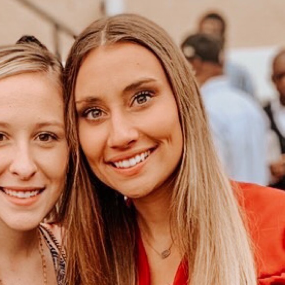 Meet your Posher, Mckenzie - Picture 1 of 1